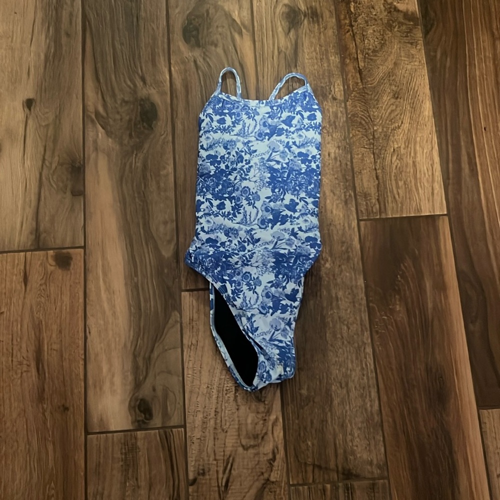 Jolyn swimsuit
